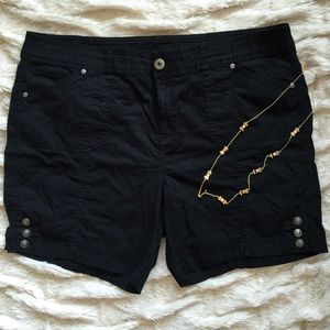 PRICE DROP 💖🙀Black shorts