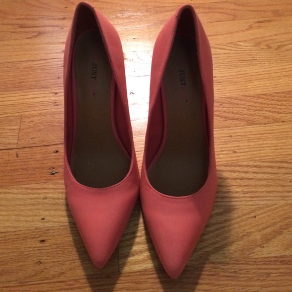 New salmon heels