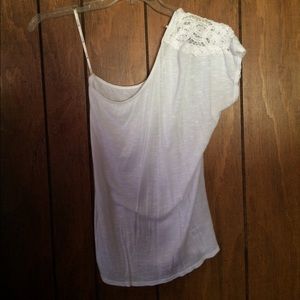 Small forever 21 one shoulder top