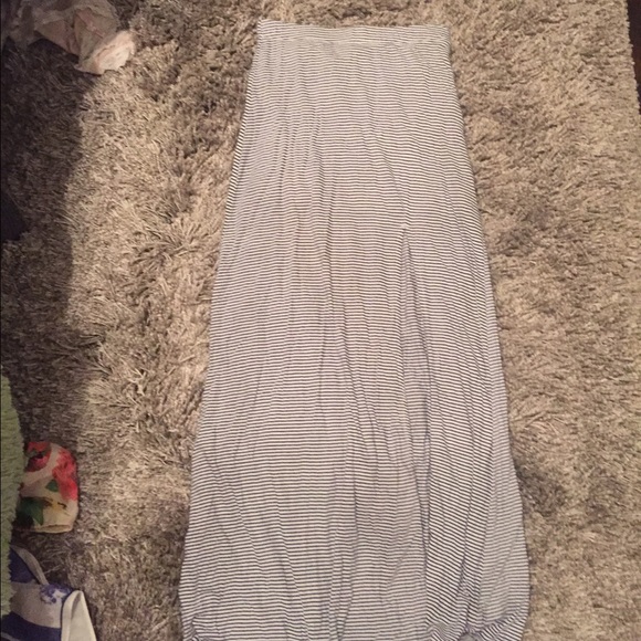 XS Maxi Stripped skirt, Forever 21 - Picture 2 of 4
