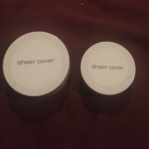 Sheer cover foundation