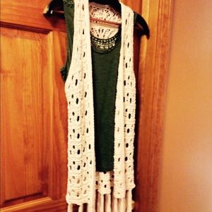 American eagle fringed vest in cream.