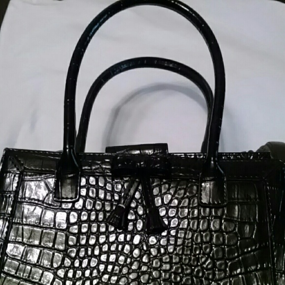 Liz Claiborne Handbags - Price reduced *Handbag *