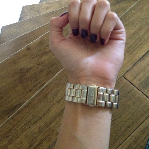 Watch - Picture 2 of 4