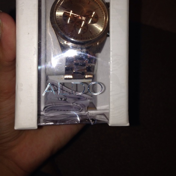 Watch - Picture 3 of 4