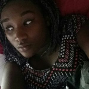 Meet your Posher, Mika