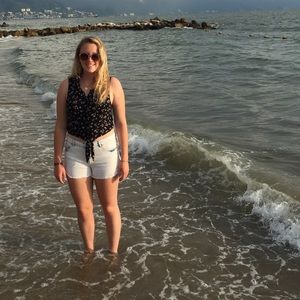 Meet your Posher, Quinn