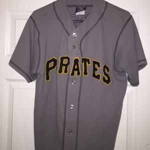 baseball jersey