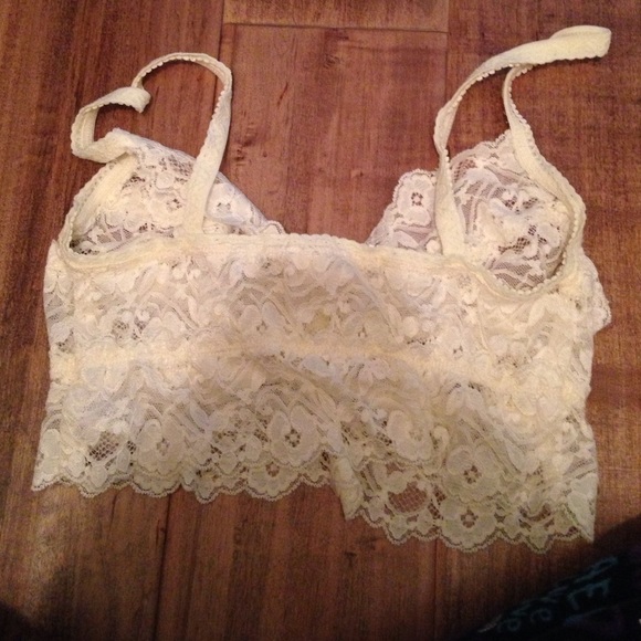 Bralette - Picture 2 of 4