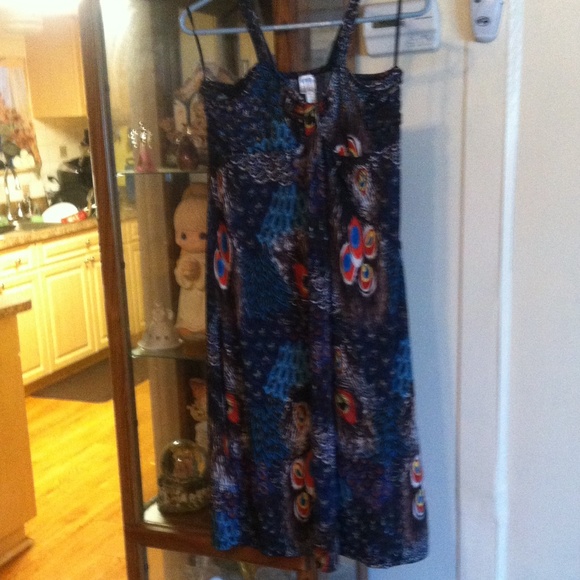 SOLD 🎉🎉🎉 DRESS WITH THIN STRAPS