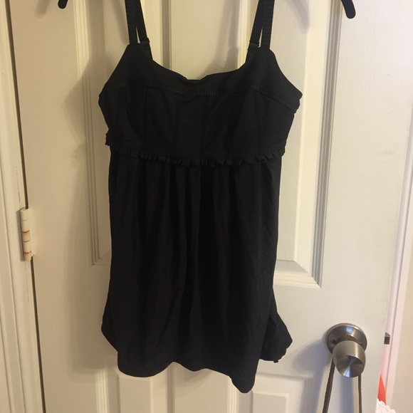 Black lululemon top!