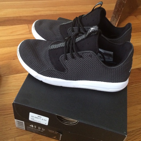 NEW JORDANS