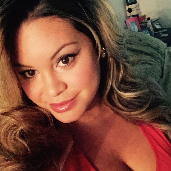 Meet your Posher, Deanna