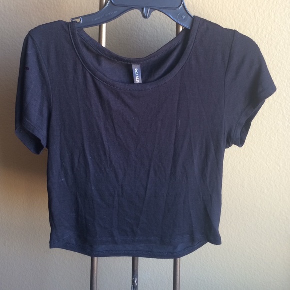 Crop top bundle - Picture 2 of 3