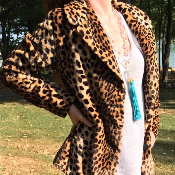 Karenina Jackets & Blazers - VTG 70’s Karenina Made in Italy Faux Leopard Coat