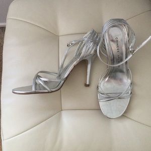 Silver Chinese laundry shoes