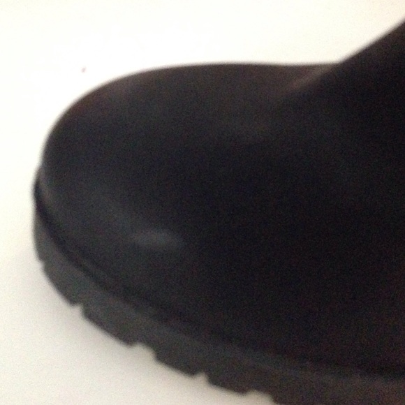 Booties - Picture 4 of 4