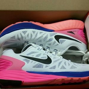 Womens nikes **brand new***