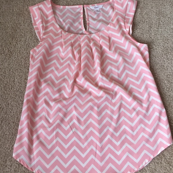 Candie's pink chevron blouse.