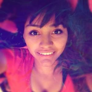 Meet your Posher, Janeth