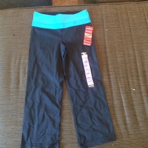 Reversible yoga leggings