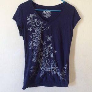 Navy tee with flower design