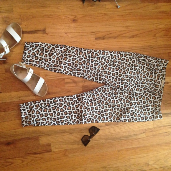 MK leopard print crop pants