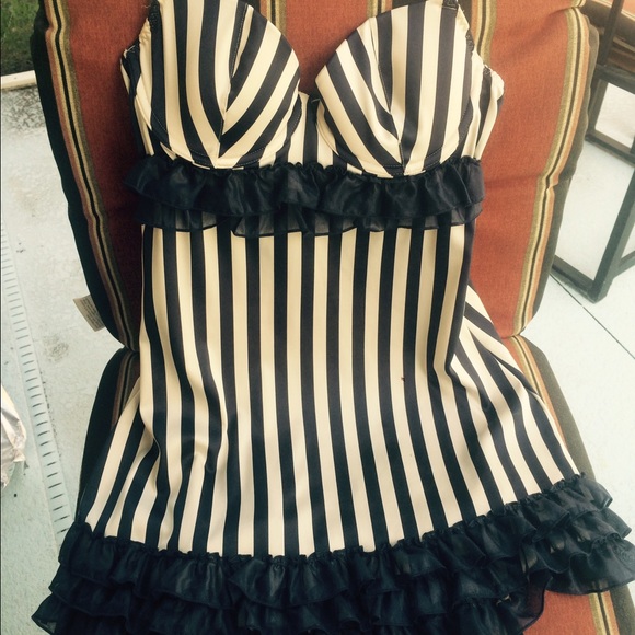 Victoria Secret Garter Slip