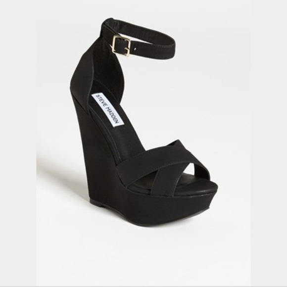 Steve Madden wedges
