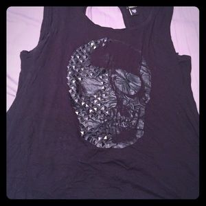 Plus size skull tank!