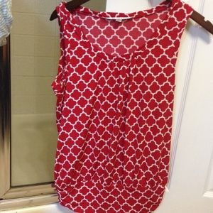 Max Studio Red Geo Print Sleeveless Top
