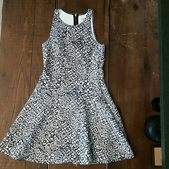 SELL TODAY 😁A&F neoprene skater dress