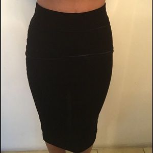 Ecoté velvet pencil skirt