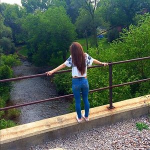 Meet your Posher, Sidney