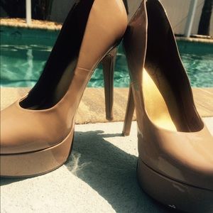 Jessica Simpson Nude Pumps