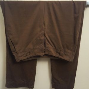 Eddie Bauer Mercer fit brown pants