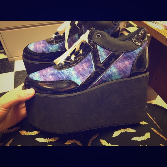 Y.R.U Qozmo Galaxy platform sneakers