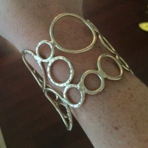 Gold circle bangle