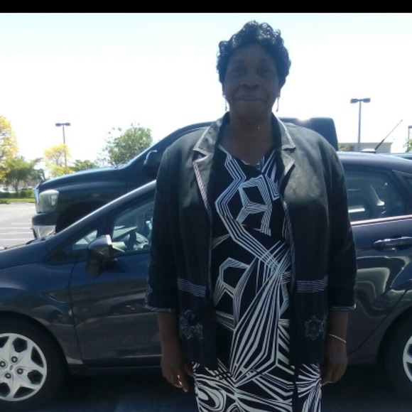 Meet your Posher, Beverly