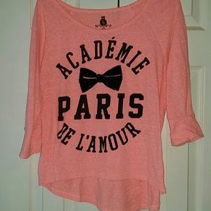 Super cute Acade'mie Paris De L'amour shirt