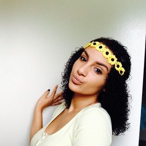 Meet your Posher, Alicia