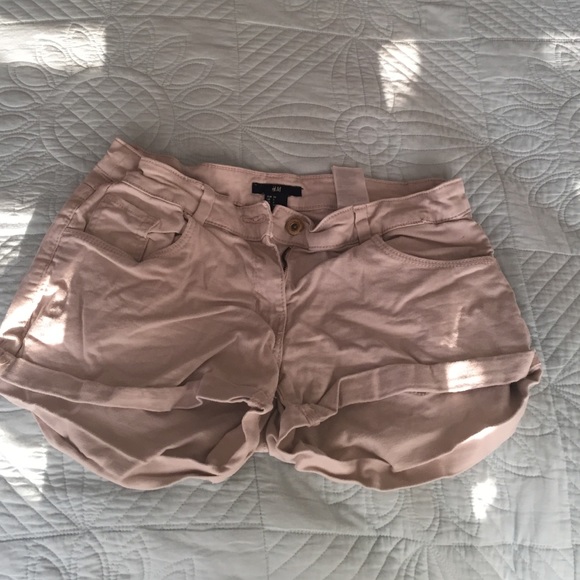 H and m shorts