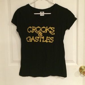 Crooks and castles v neck