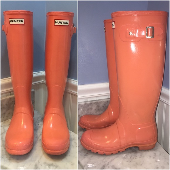 Hunter Original tall glossy Boots ••• SOLD ••• - Picture 2 of 4