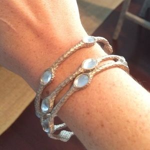Set of 3 silver bangles