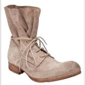 Suede boots