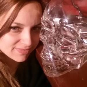 Meet your Posher, Crystal