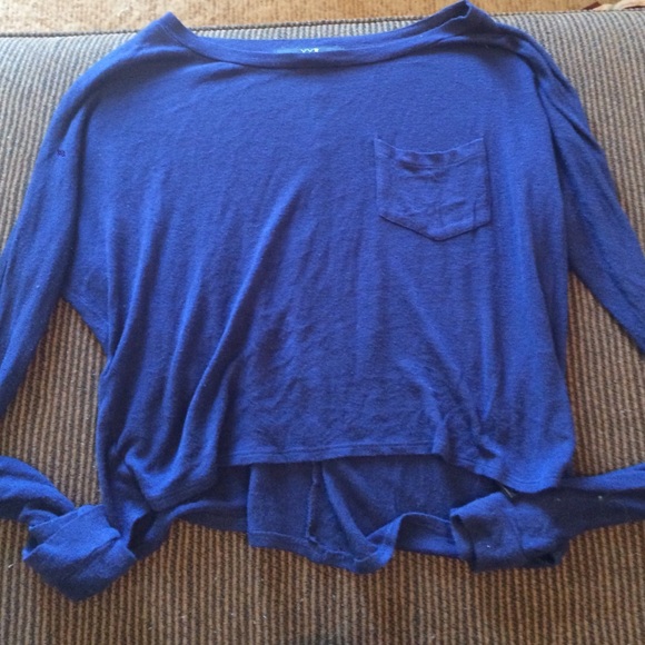 Blue tee shirt