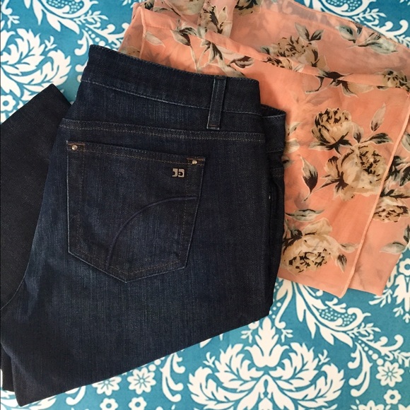 Joe's Jeans 🎉🎉Priced to sell!