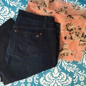 Joe's Jeans 🎉🎉Priced to sell!
